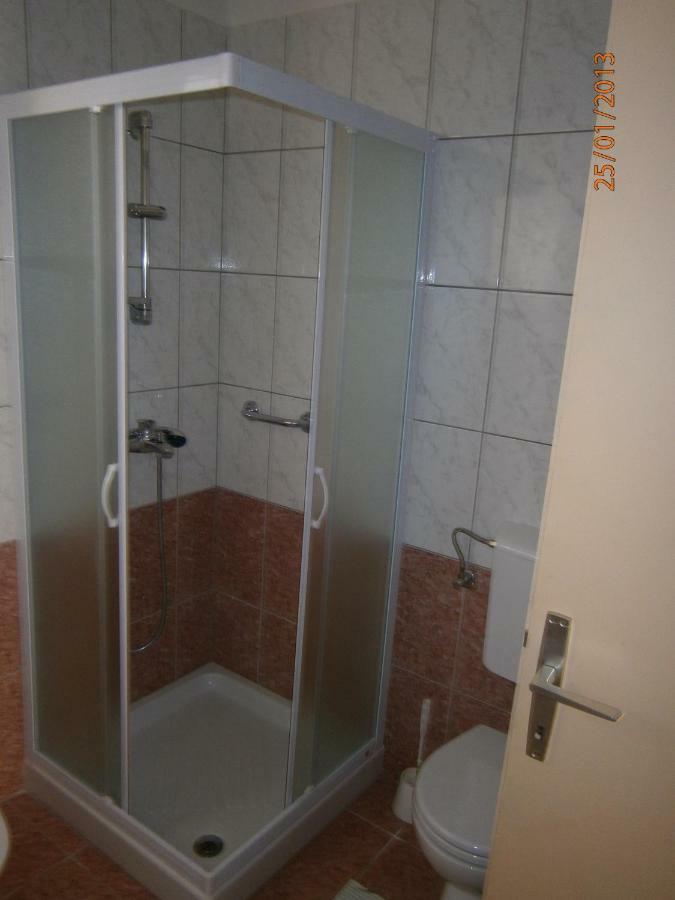 Apartments Sandra Novigrad  Exterior photo